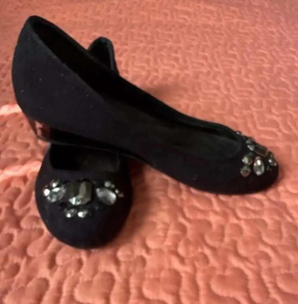 Seychelles French Black Jewel Rhinestone Toe Memory Foam Wedge Heel Shoes